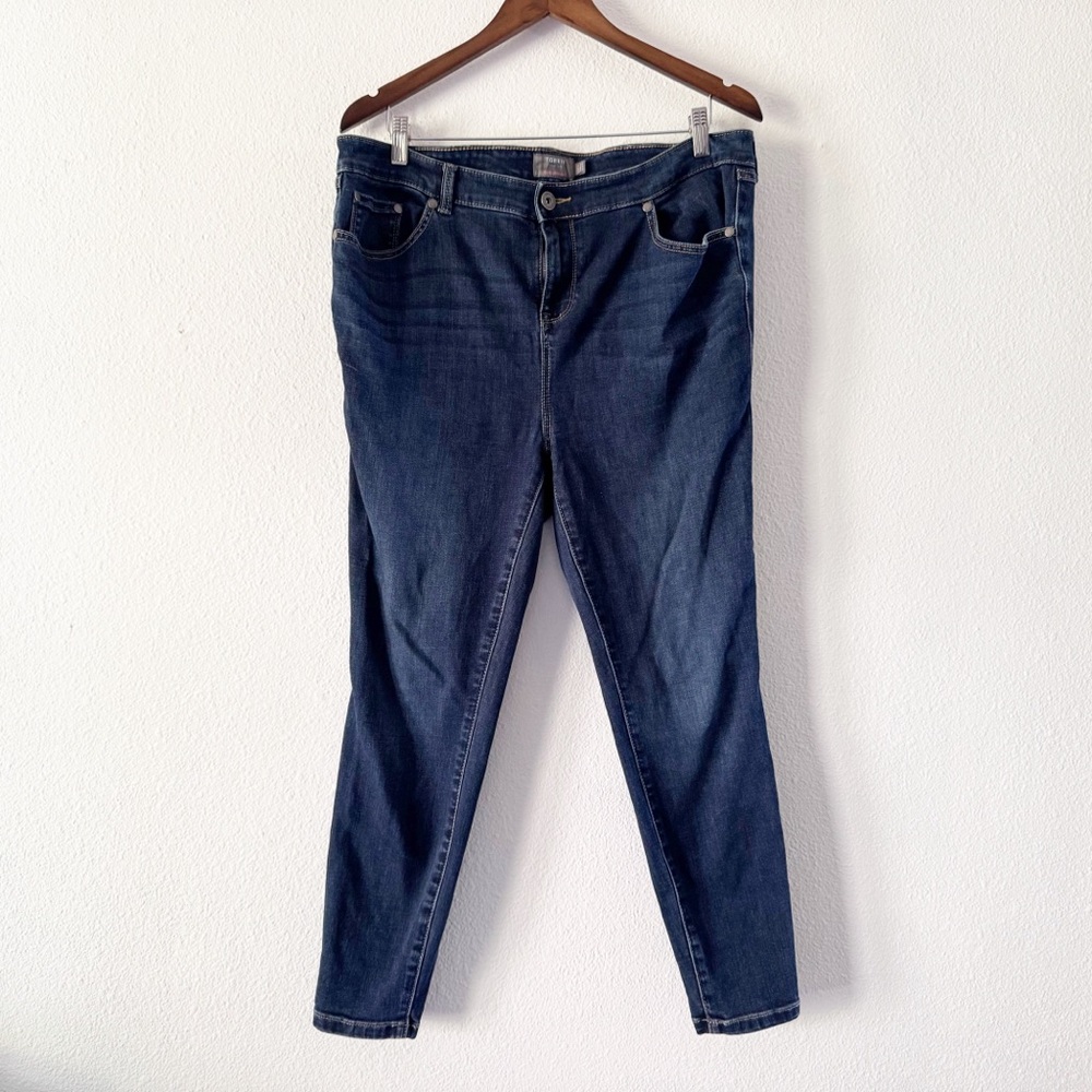 Torrid High Rise Super Chic Skinny Jeans Dark Wash Plus 14 Short Streetwear - Picture 2 of 16